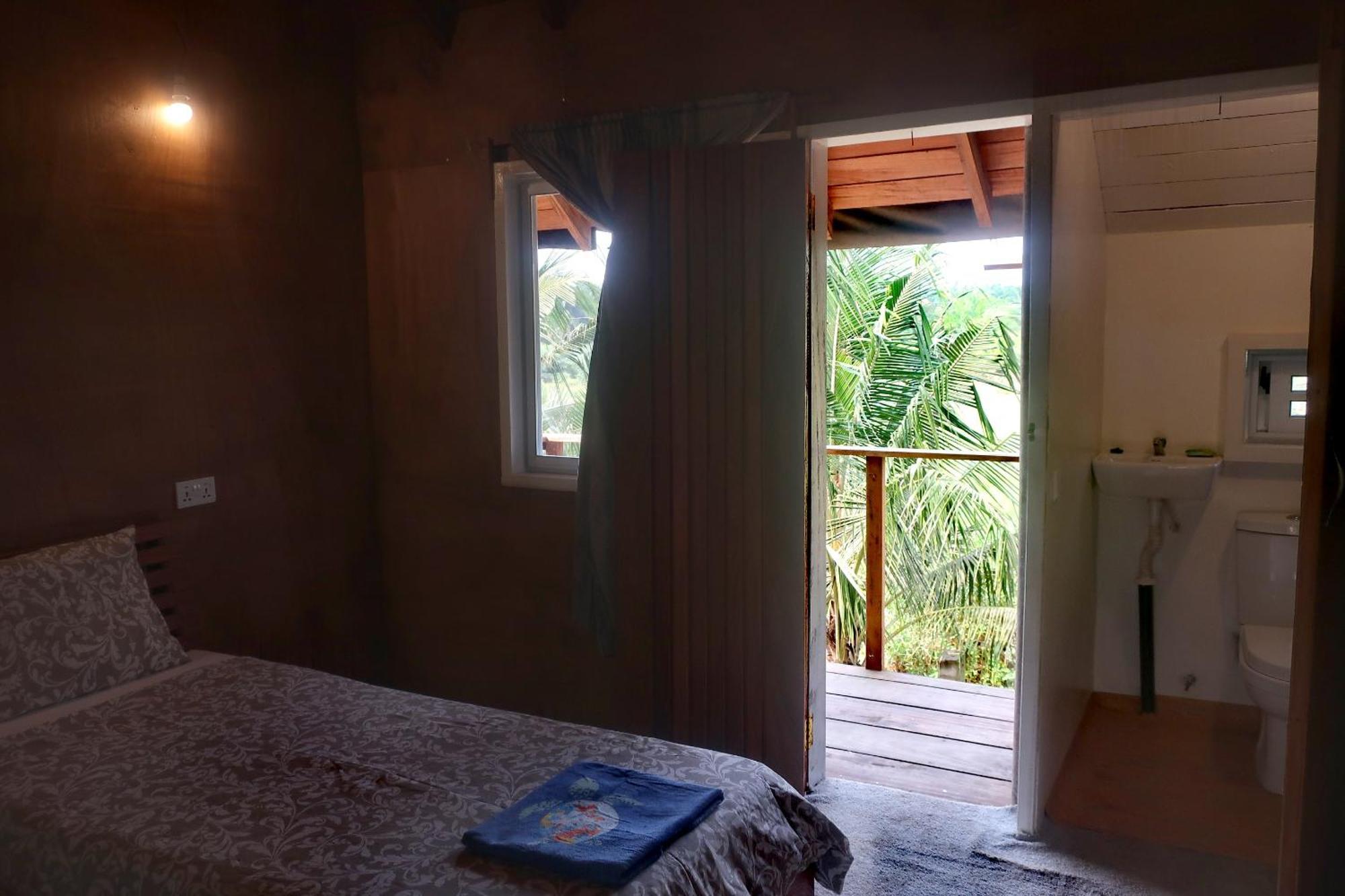 Afro Beach Eco Resort Butre الغرفة الصورة